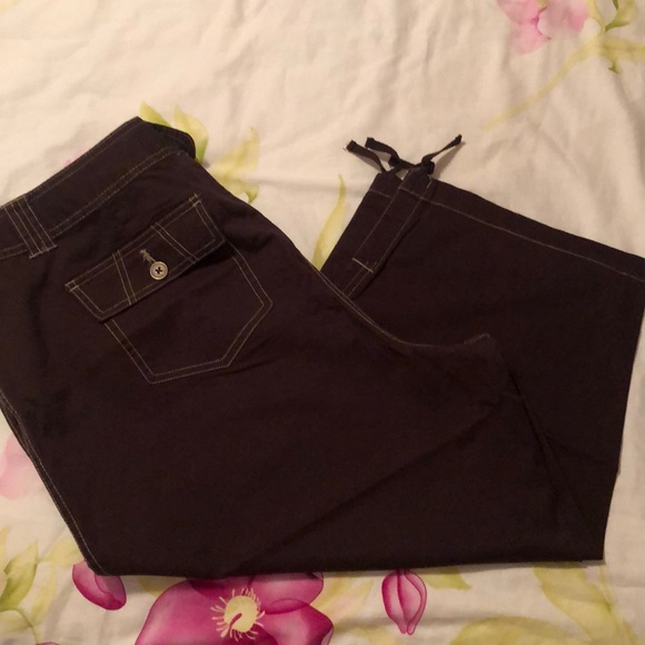 Style&Co plus Size Capri Pants 18W - Picture 9 of 10